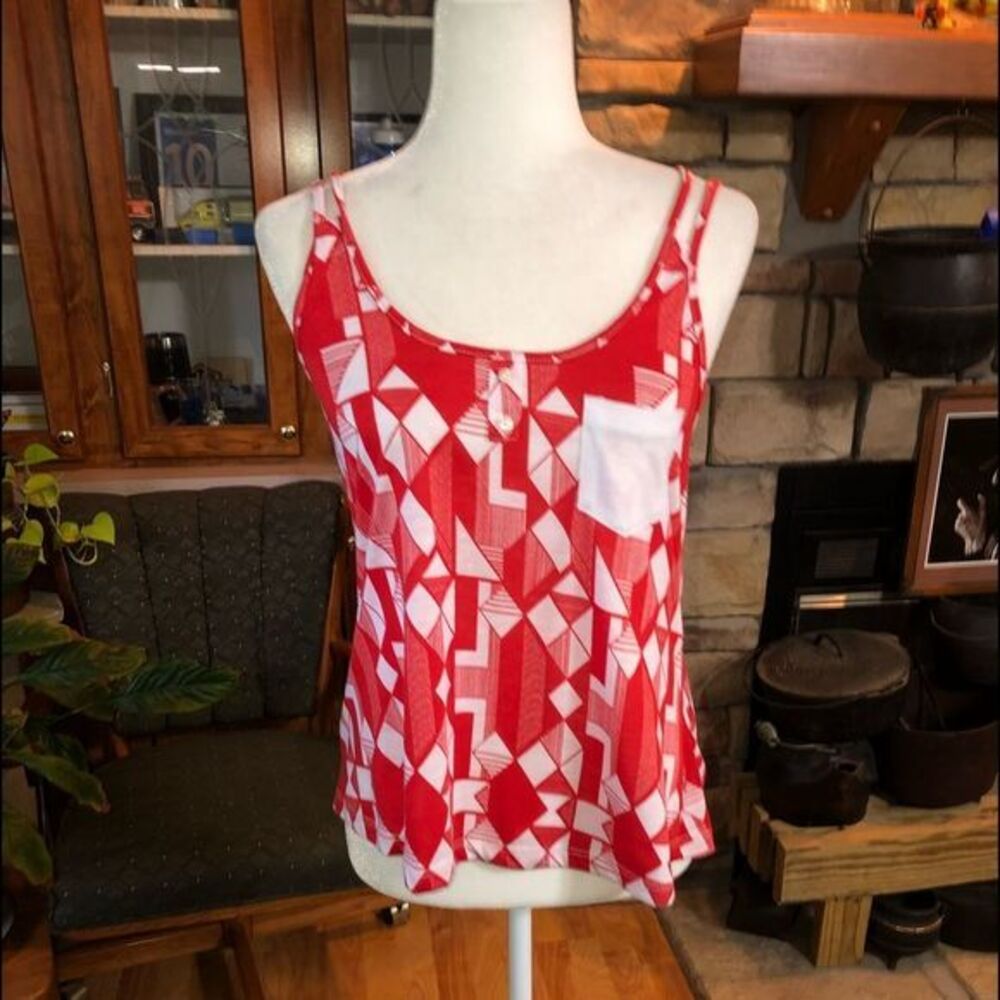 Lily Rose size Medium spaghetti strap top red